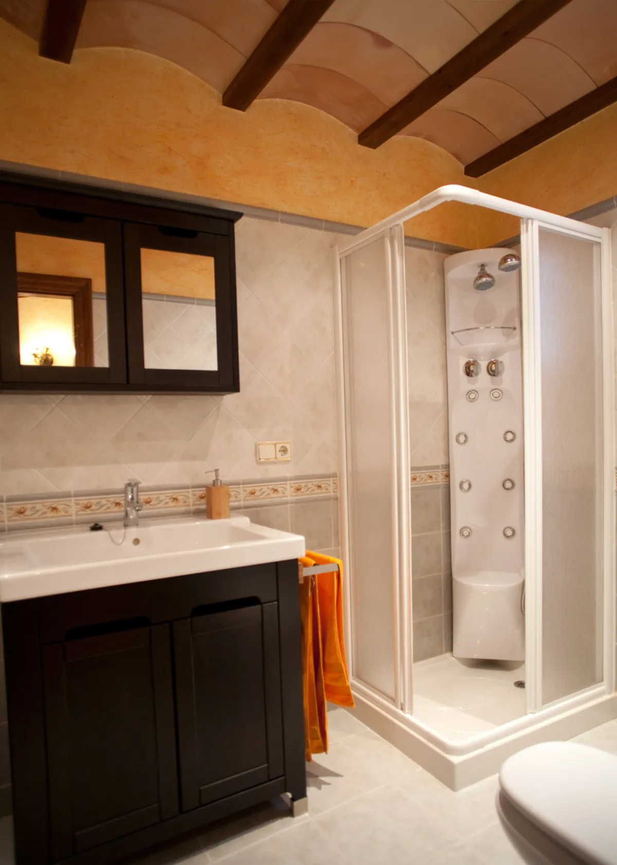 Cocina rural equipada